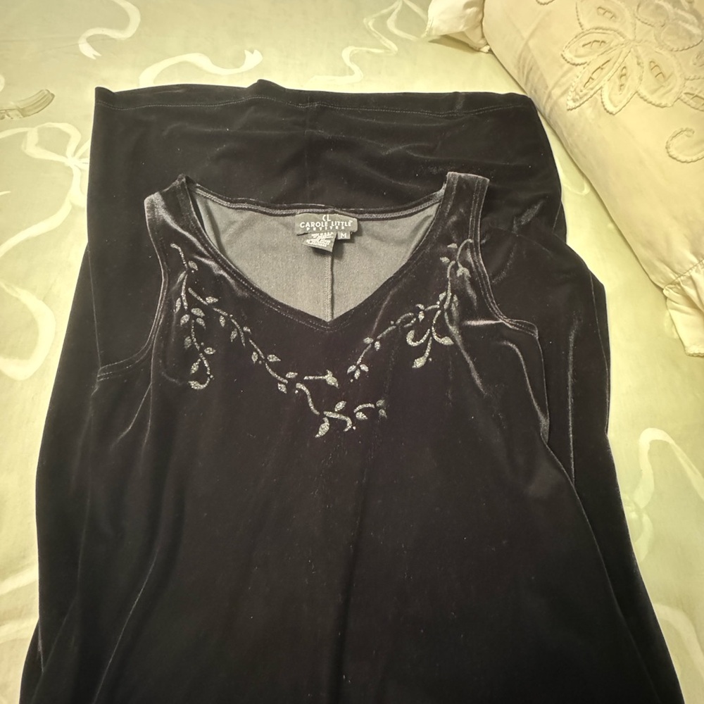 Carole Little petites Elegant Black Velvet Dress